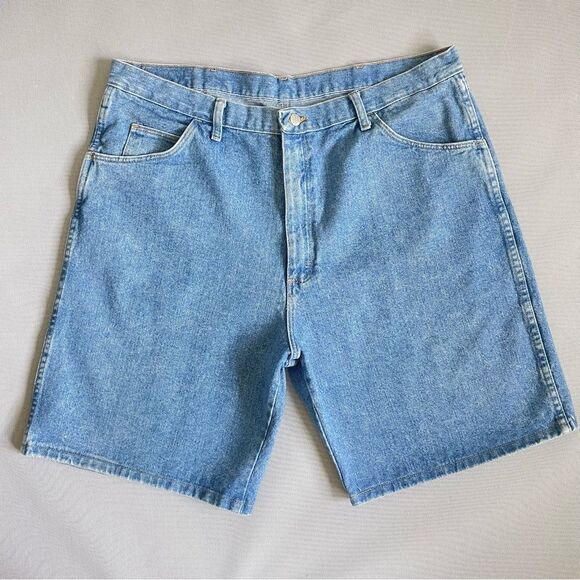 Vintage Light Wash Wrangler Denim Jorts Jean Shorts in Perfect Condition Mens 40 - Picture 1 of 9
